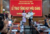Lễ trao tặng huy hiệu 30 tuổi Đảng của Chi bộ Văn phòng HĐND – UBND sòng bài online uy tín
